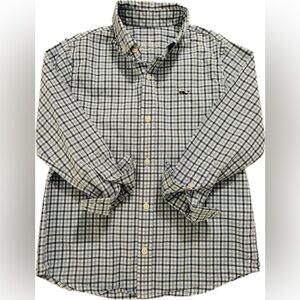🐳 Vineyard Vines Button Down Shirt- Blue and White 🐳💙
